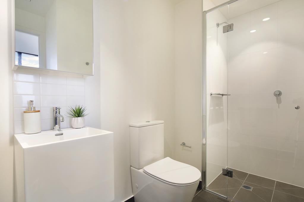 Experience Platinum Hotel Apartments Мельбурн Экстерьер фото