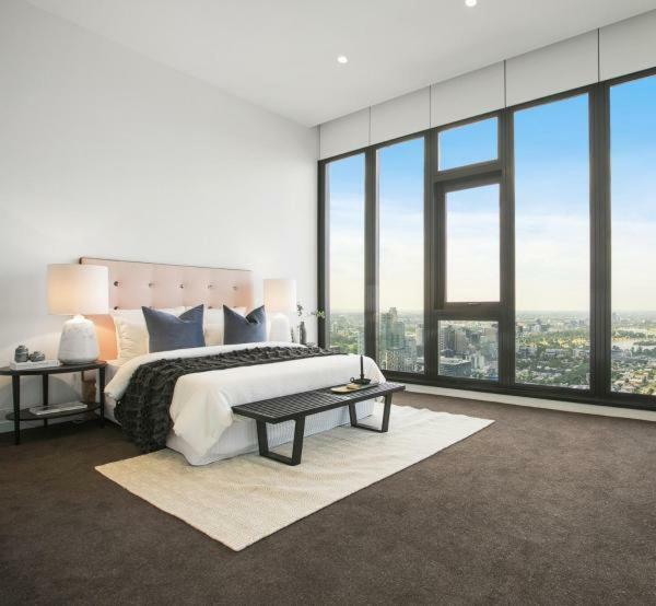 Experience Platinum Hotel Apartments Мельбурн Экстерьер фото
